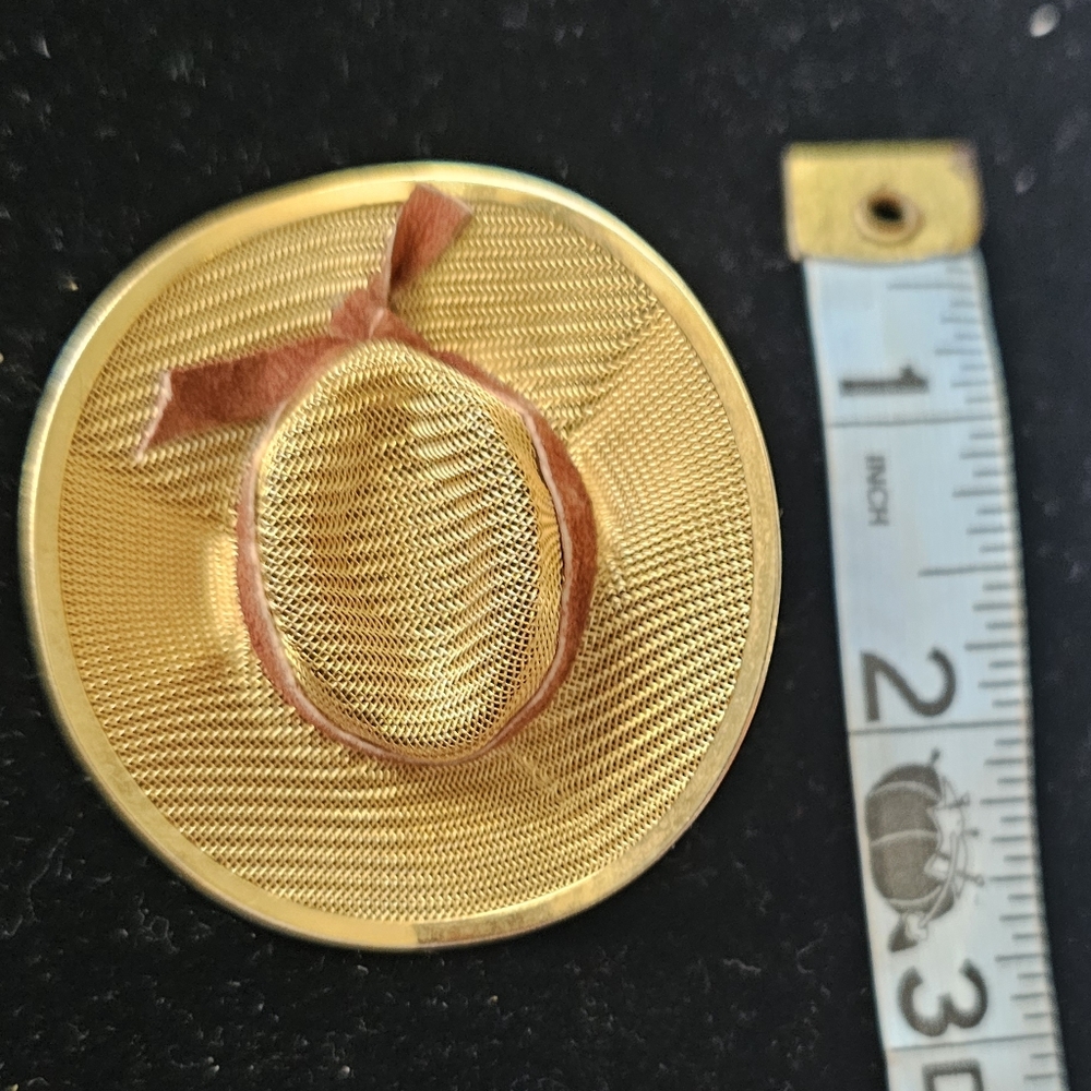 Womens gold tone cowboy hat brooch/pin